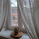 Woodstone House Apartment *