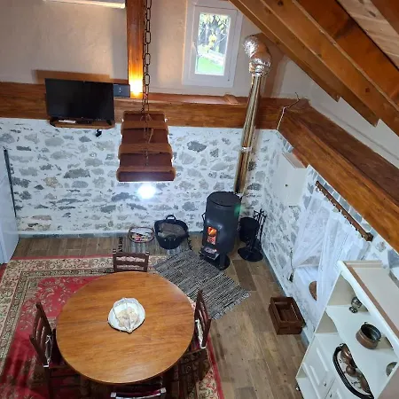 Daire Woodstone House Makrichori (Evia)