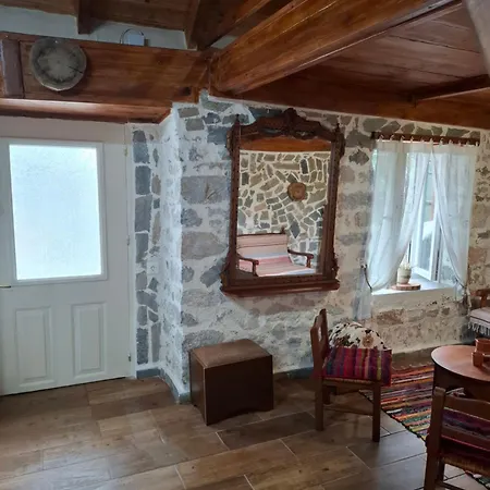 Woodstone House Makrichori (Evia)