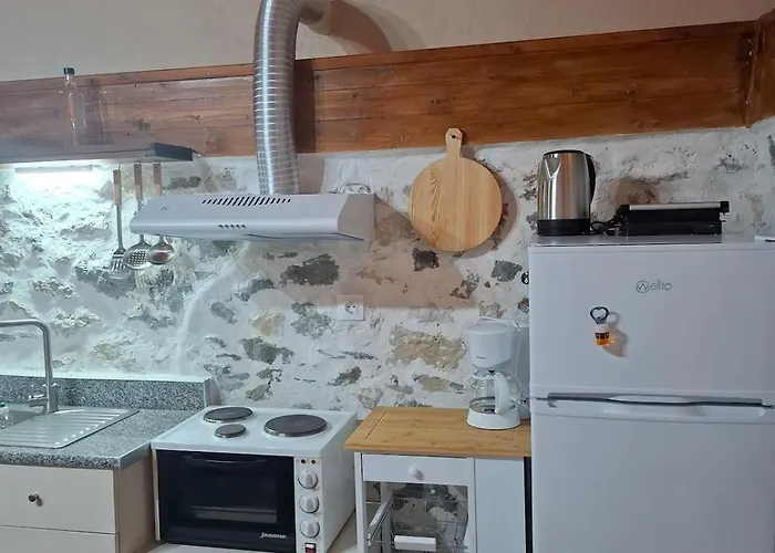 Woodstone House Makrichori (Euboea)